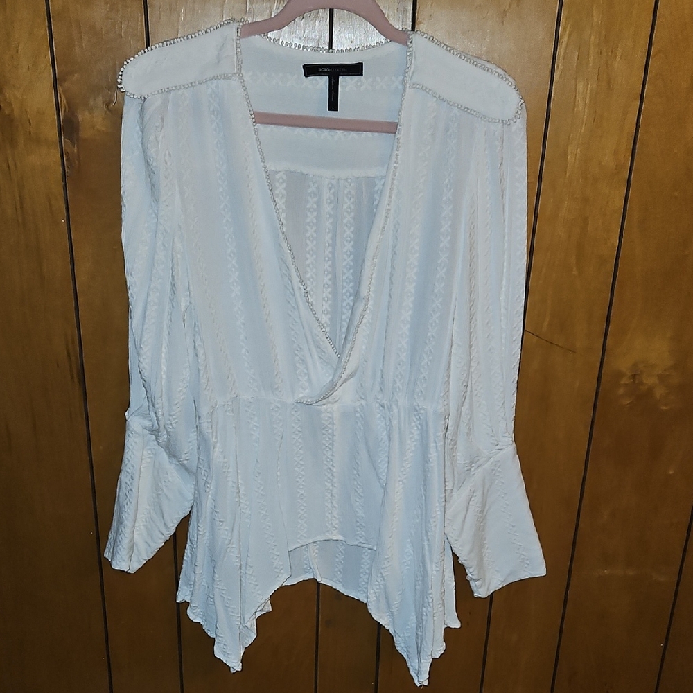 Elegant White V-Neck Blouse